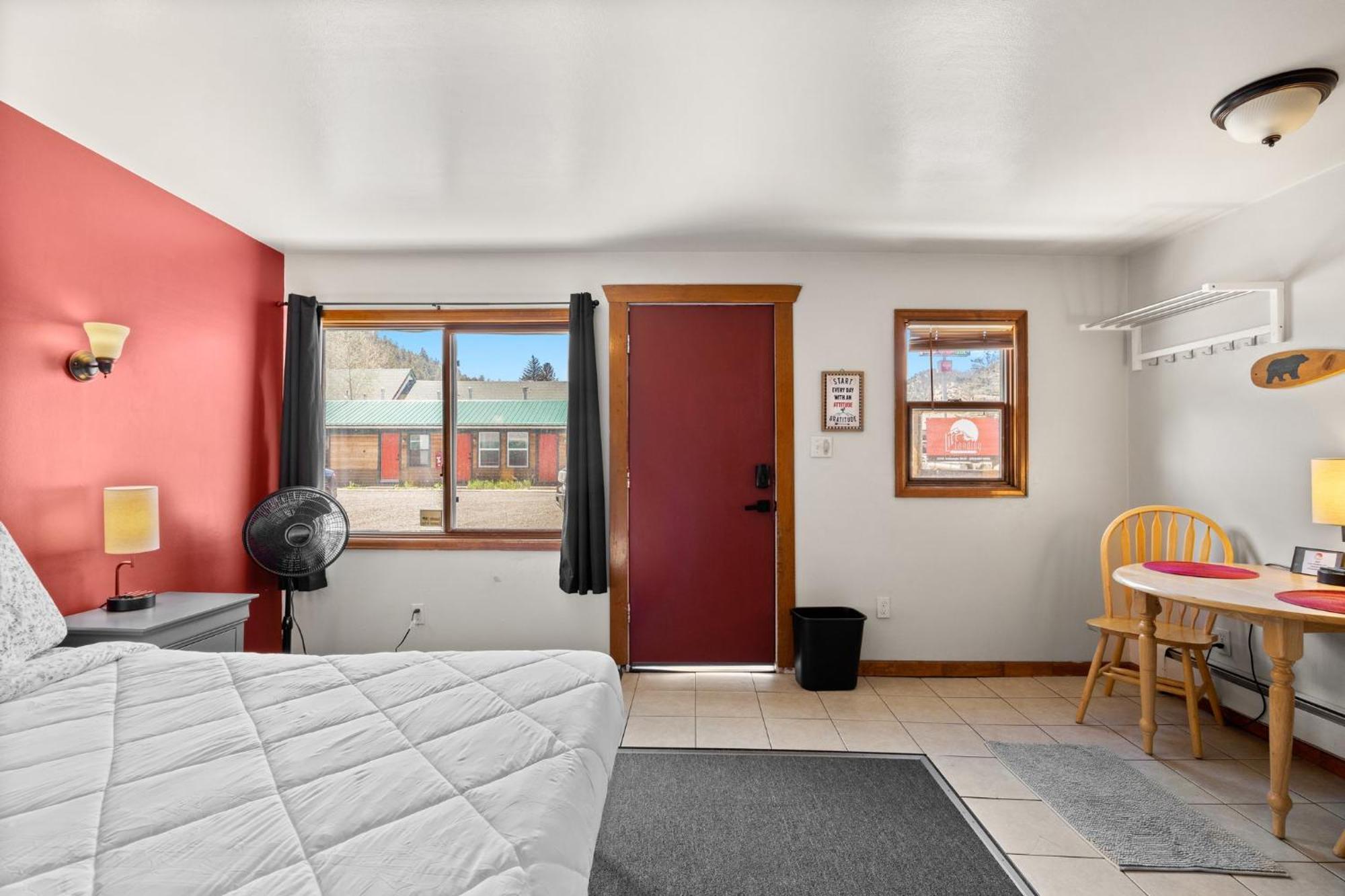Lift Landing Hotel Idaho Springs Bagian luar foto